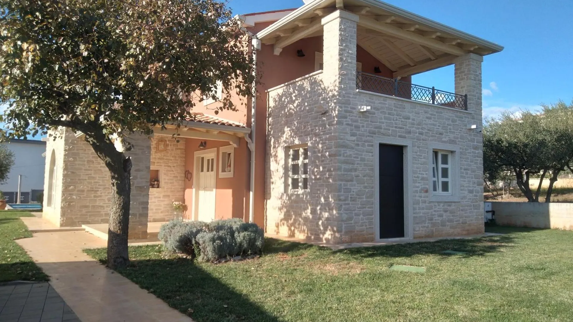 Ginocchetti Villa Kastelir Croatia