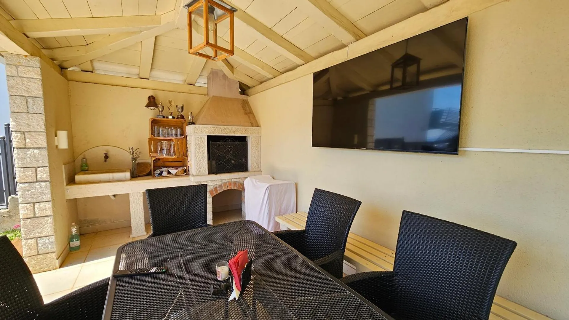 Ginocchetti Villa Kastelir